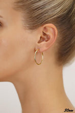 Charger l'image dans la galerie, 10K YELLOW GOLD CLASSIC SHINY POLISHED ROUND HOOP EARRINGS, 2mm TUBE Size 30mm
