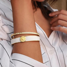 Load image into Gallery viewer, SINGLE ROW CZ STONE HINGED BANGLE