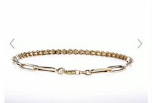 Charger et lire la vidéo dans la visionneuse de la Galerie, Diamond Tennis Bracelet HALF AND HALF DIAMOND 14K (1.50 Ctw)

