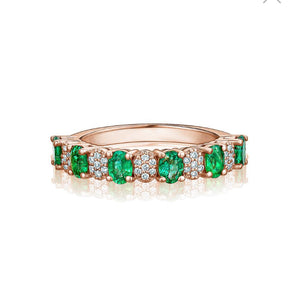 SIX EMERALD AND PAVÉ DIAMOND RING (0.94ctw) 14K Gold