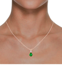 Charger l&#39;image dans la galerie, Emerald Pear shaped Pendant And  Diamond (0.15ctw.)

