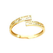 Load image into Gallery viewer, Women&#39;s Rings in Yellow 10K Gold
