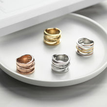 Load image into Gallery viewer, TRICOLOR INTERTWINED STATEMENT RING
