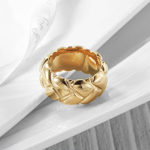 BOLD BRAIDED RING