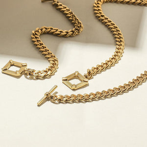 SQUARE TOGGLE CLASP CHAIN NECKLACE