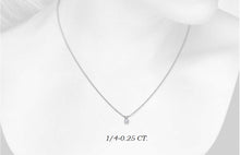 Charger l&#39;image dans la galerie, Round White 14K Gold Diamond Solitaire Pendant
