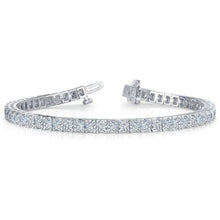 Charger l&#39;image dans la galerie, Diamond Princess Tennis Bracelet In White Gold (4.00 Ctw)
