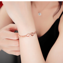 Charger l&#39;image dans la galerie, Fancy Stainless steel INFINITY Bracelet
