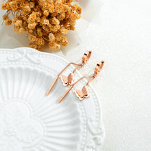 Load image into Gallery viewer, Fancy stainless steel jewelry BUTTERFLY Earrings
