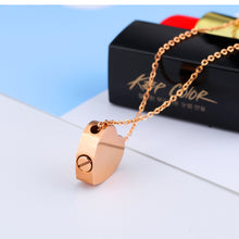 Load image into Gallery viewer, Stainless steel HEART Necklace
