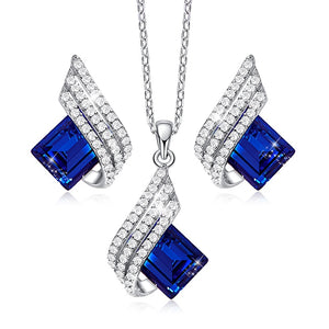 925 Sterling Silver Pendant Made with Crystal From Swarovski(R) Sapphire