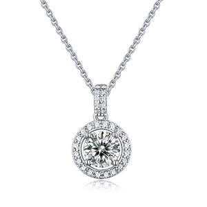 925 Sterling Silver Pendant Made with Moissanite