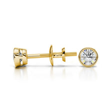 Charger l&#39;image dans la galerie, Bezel Diamond Stud Earrings In Yellow 14K Gold
