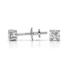 Charger l&#39;image dans la galerie, Round Diamond Stud Earrings In White 14K Gold
